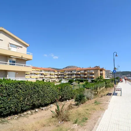Διαμέρισμα In Estartit Near Sea